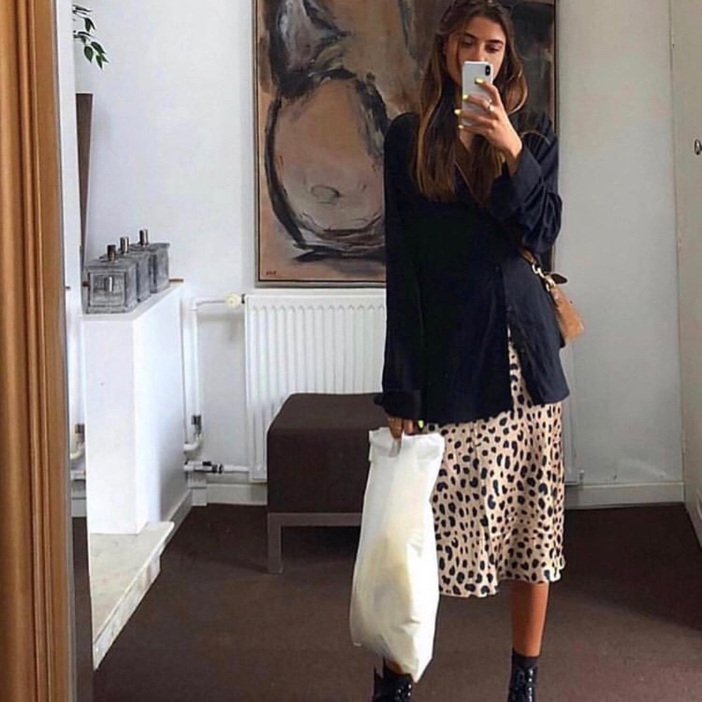 Silky Leopard Midi Skirt - Picture 3 of 7